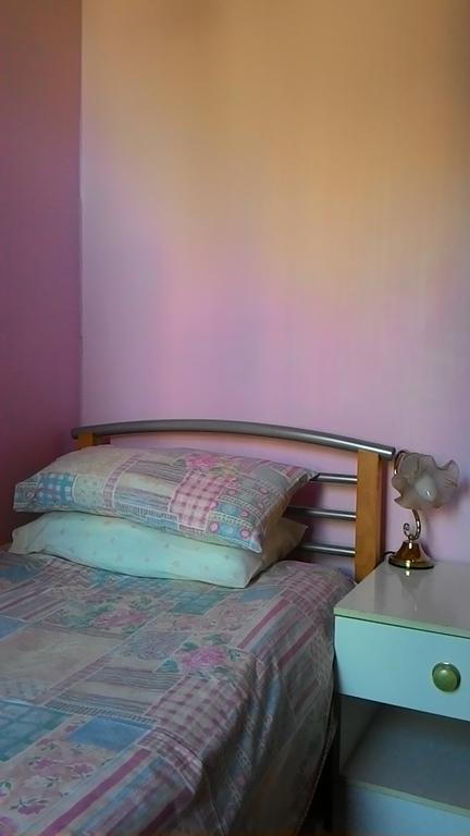 Swan Lake Guest House เอดินบะระ ภายนอก รูปภาพ